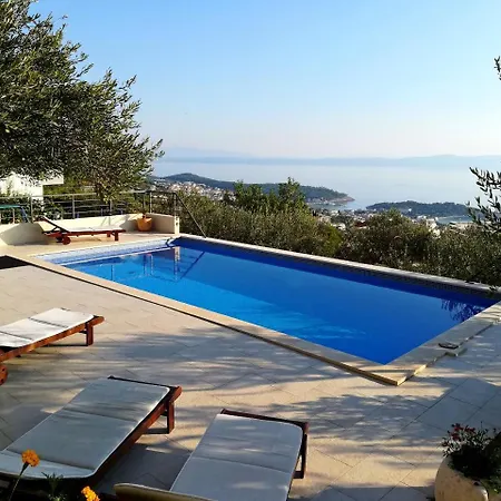 Semesterbostad House Arija Makarska