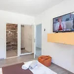 House Arija Дом отдыха Макарска