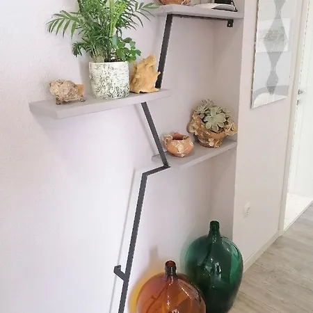 House Arija Nyaraló