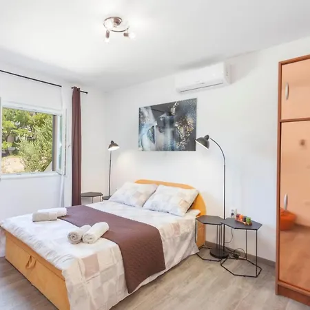 House Arija * Makarska