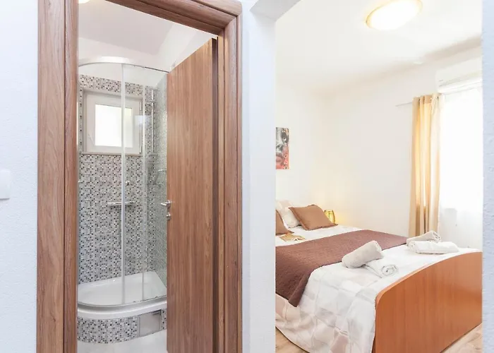 House Arija Μακάρσκα