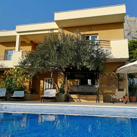 Дом отдыха House Arija