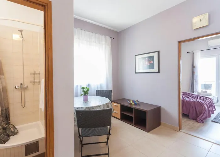 House Arija בית נופש מאקרסקה