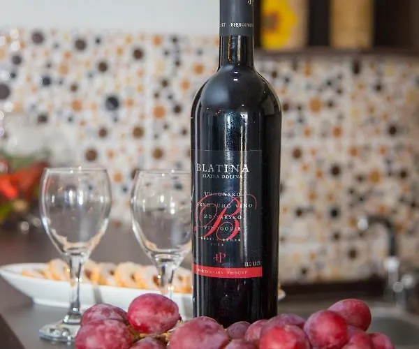 House Arija בית נופש מאקרסקה